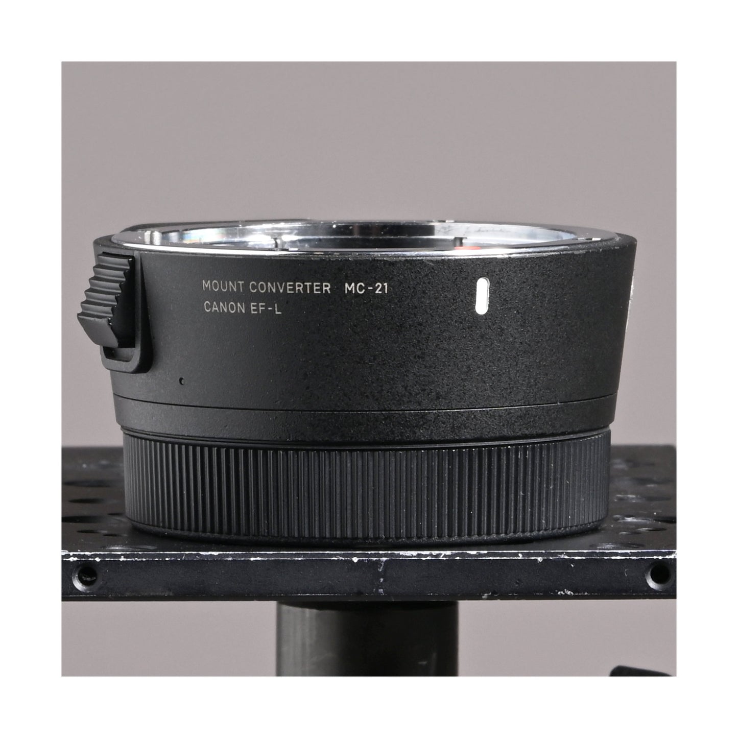 Sigma MC-21 EF to Leica L adapter - Ex Rental