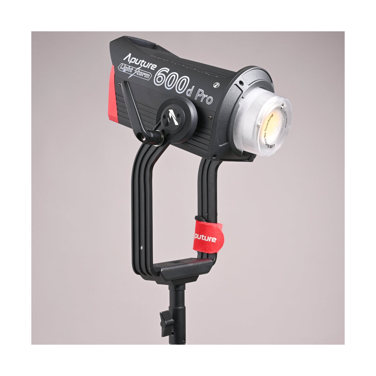 Aputure LS 600D Pro LED light (Kit A) - Ex Rental