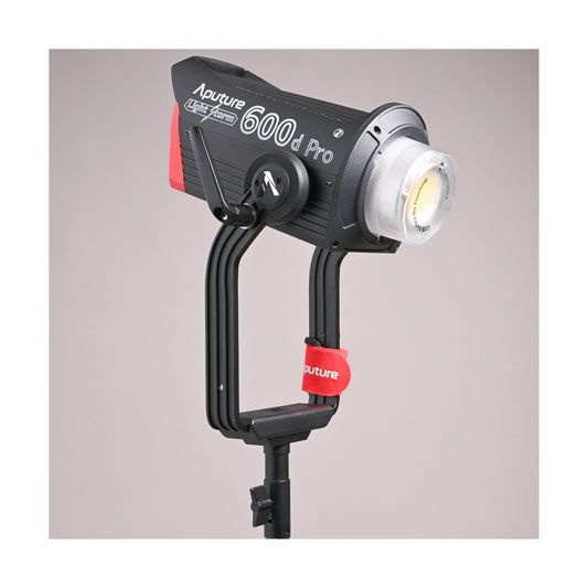 Aputure LS 600D Pro LED light (Kit A) - Ex Rental