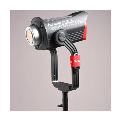 Aputure LS 600D Pro LED light (Kit B) - Ex Rental