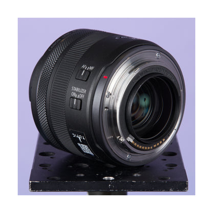 Canon RF 35mm F1.8 Macro IS STM - Ex Rental