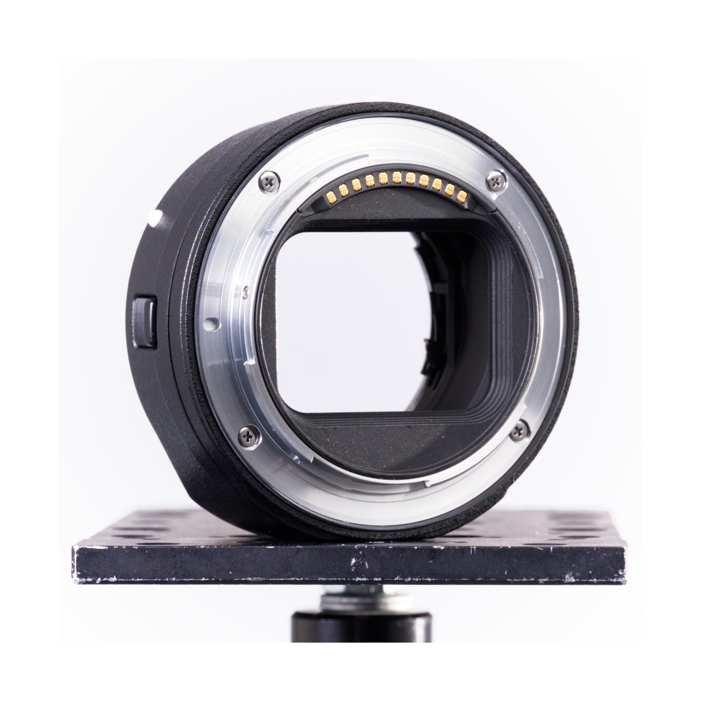 Buy second hand Nikon FTZ II lens adapter - Ex Rental at Topic Store