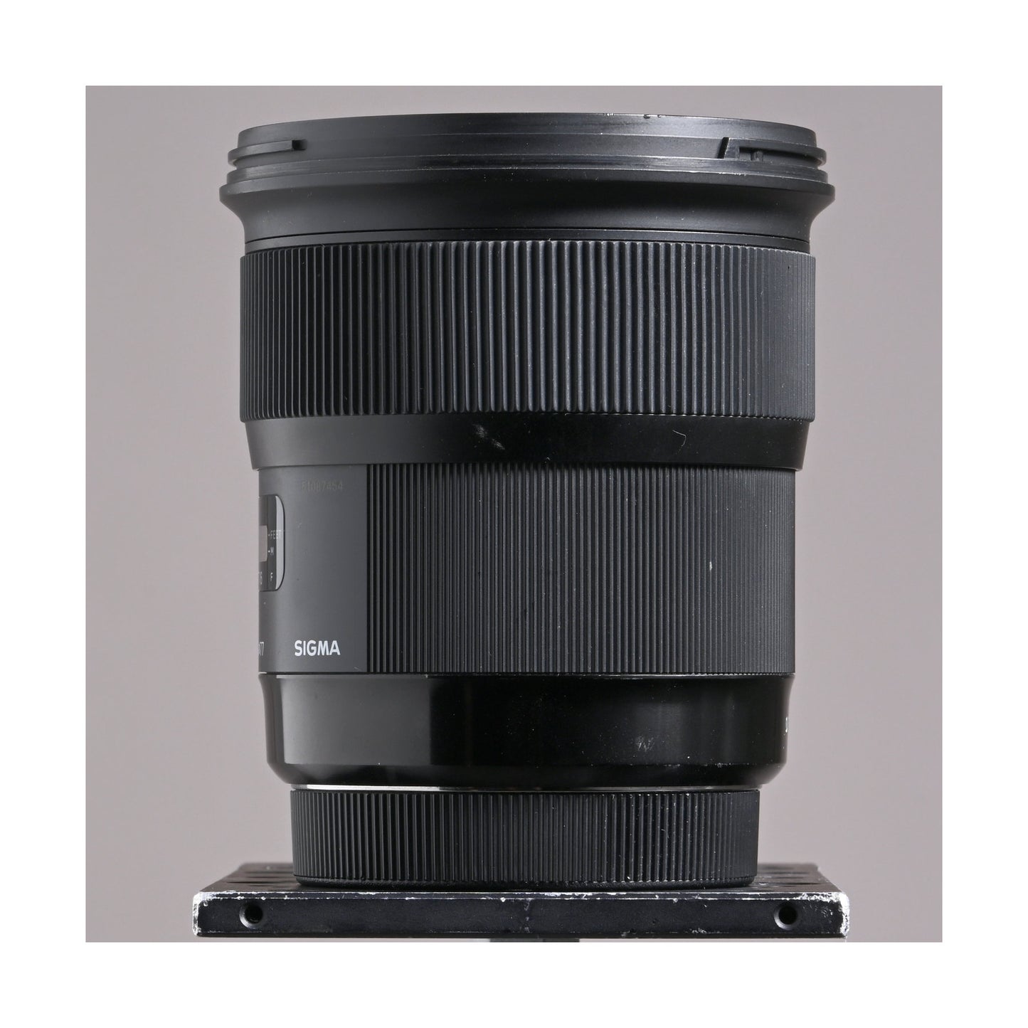 Sigma 24mm f 1.4 DG HSM Lens (Canon EF) - Ex Rental
