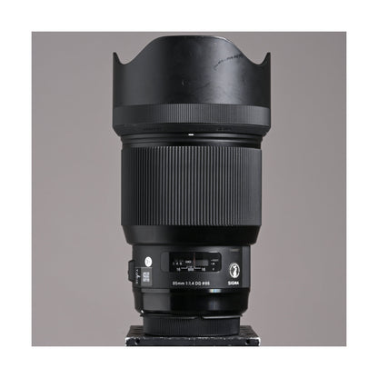 Sigma 85mm 1.4 lens for Canon EF - Ex Rental
