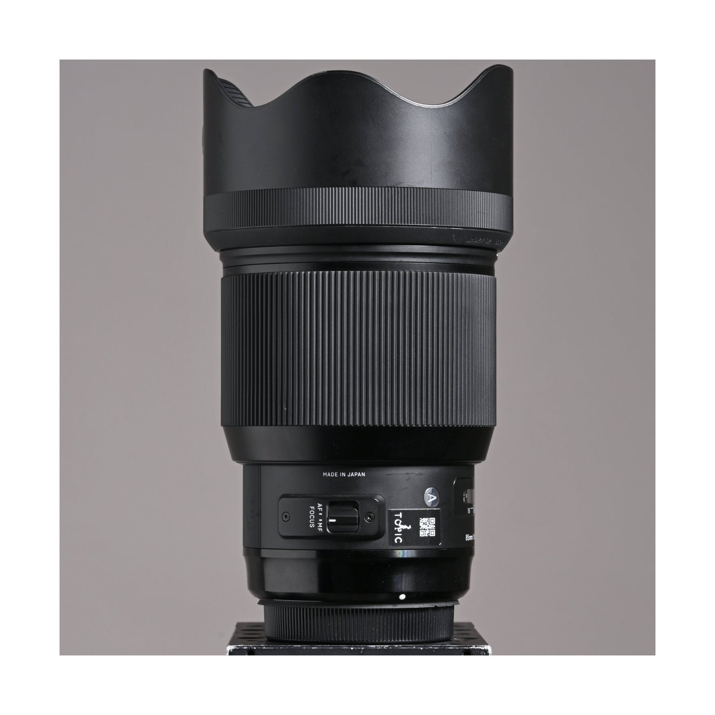 Sigma 85mm 1.4 lens for Canon EF - Ex Rental