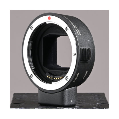 Sigma MC-21 EF to Leica L adapter - Ex Rental